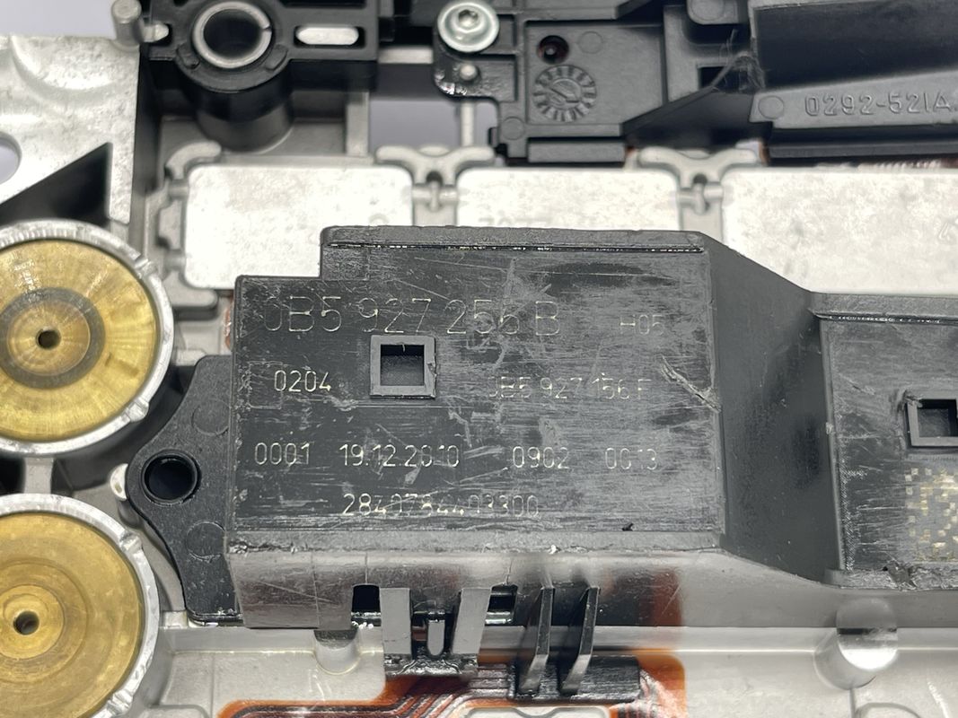 AUDI A4/A5/A6/A7/Q5/RS5/S5/S6/S7用の7速両クラッチトランスミッション制御ユニットモジュール