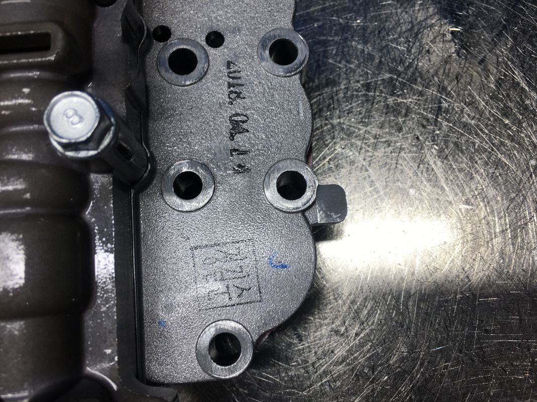 K2500 A4CF1 トランスミッションバルブボディ OEM NO 4621023000 4621023020 Hyundai Kia パーツ向け
