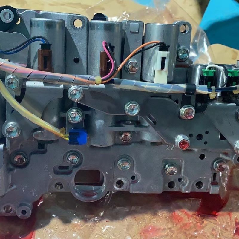 U760E U660E トヨタ・レクサス 2.5L 2.7L プロフェッショナルテスト用のトランスミッションバルブボディ再構築