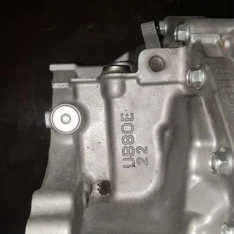UB80E UA80E ルクサス QX260 8速マニュアル自動トランスミッション用の車体シャーシ部品