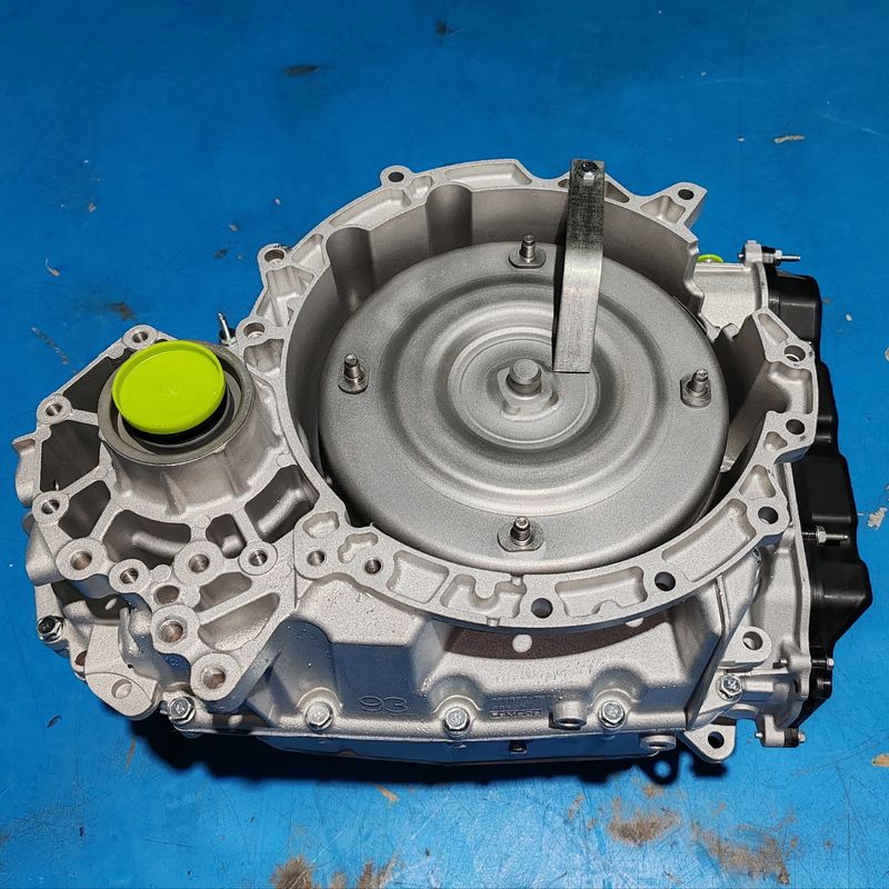 OE NO. HS7P-7000-GB 110KG 良好な状態 オート・シャシー 部品 6F35 2.5L 2WD 2X2  transm ーション組成ギアボックス