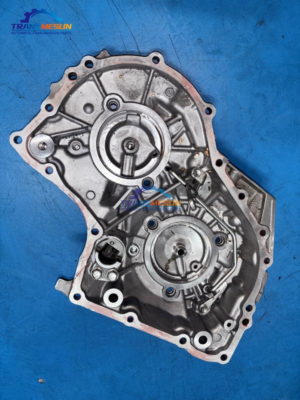 2019年型トヨタC-HR 2.0L CVTトランスミッション用、K114 CVTトランスミッションハウジングのリアカバー、5つの固定穴付き。
